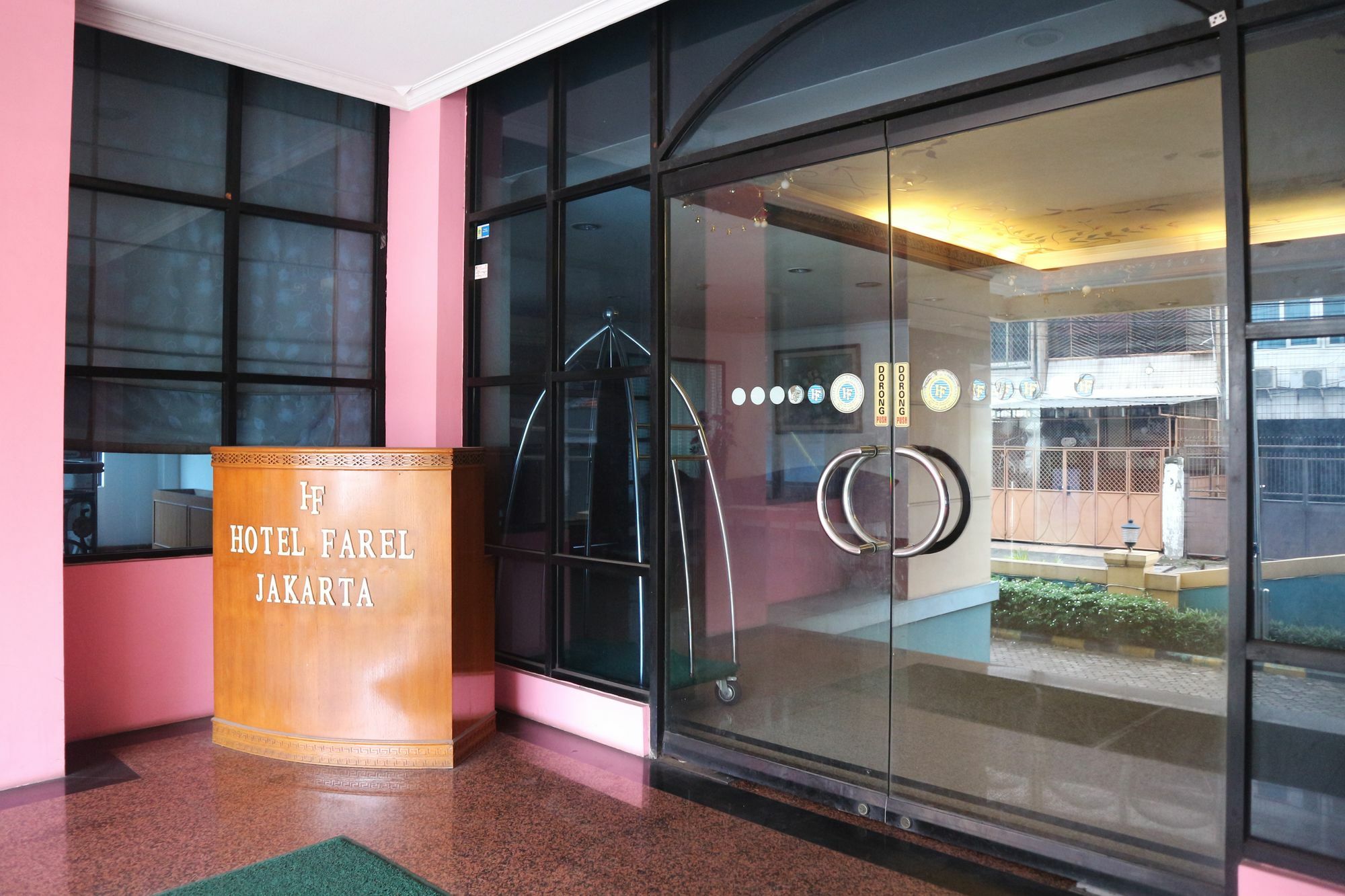 Hotel Farel Jakarta Exterior photo